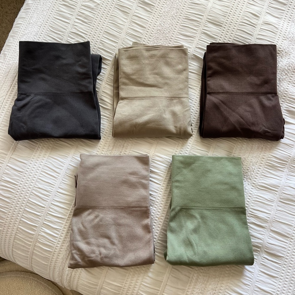 SET Active Leggings